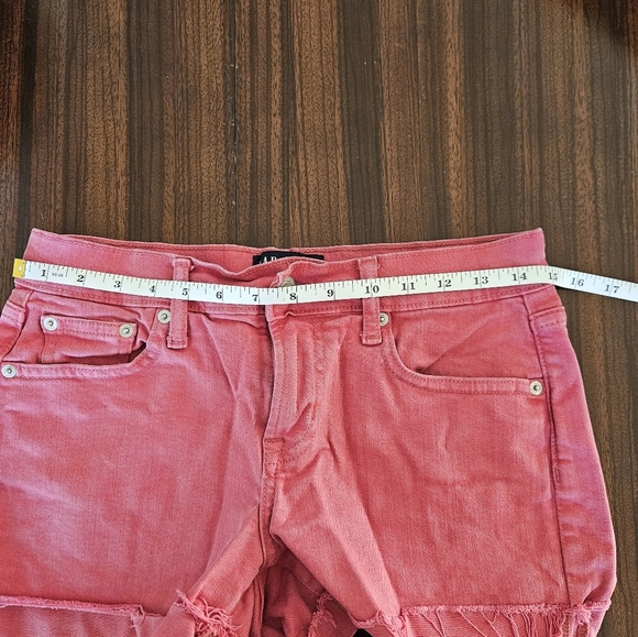 Gap Denim Peach Pink Jeans 3 Inch Shorts Rolled Cuffed Frayed Hem Size 25 R GUC - Picture 6 of 9